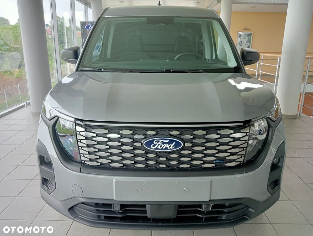Ford E-Transit Couirer - 3