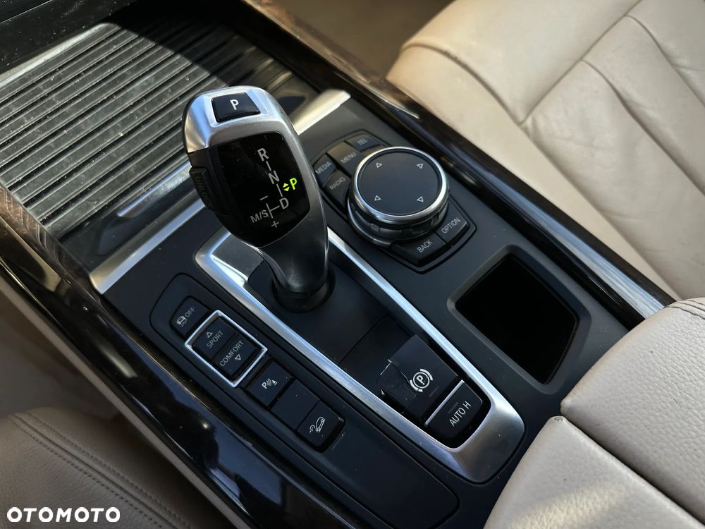 BMW X5 xDrive30d Sport-Aut - 29