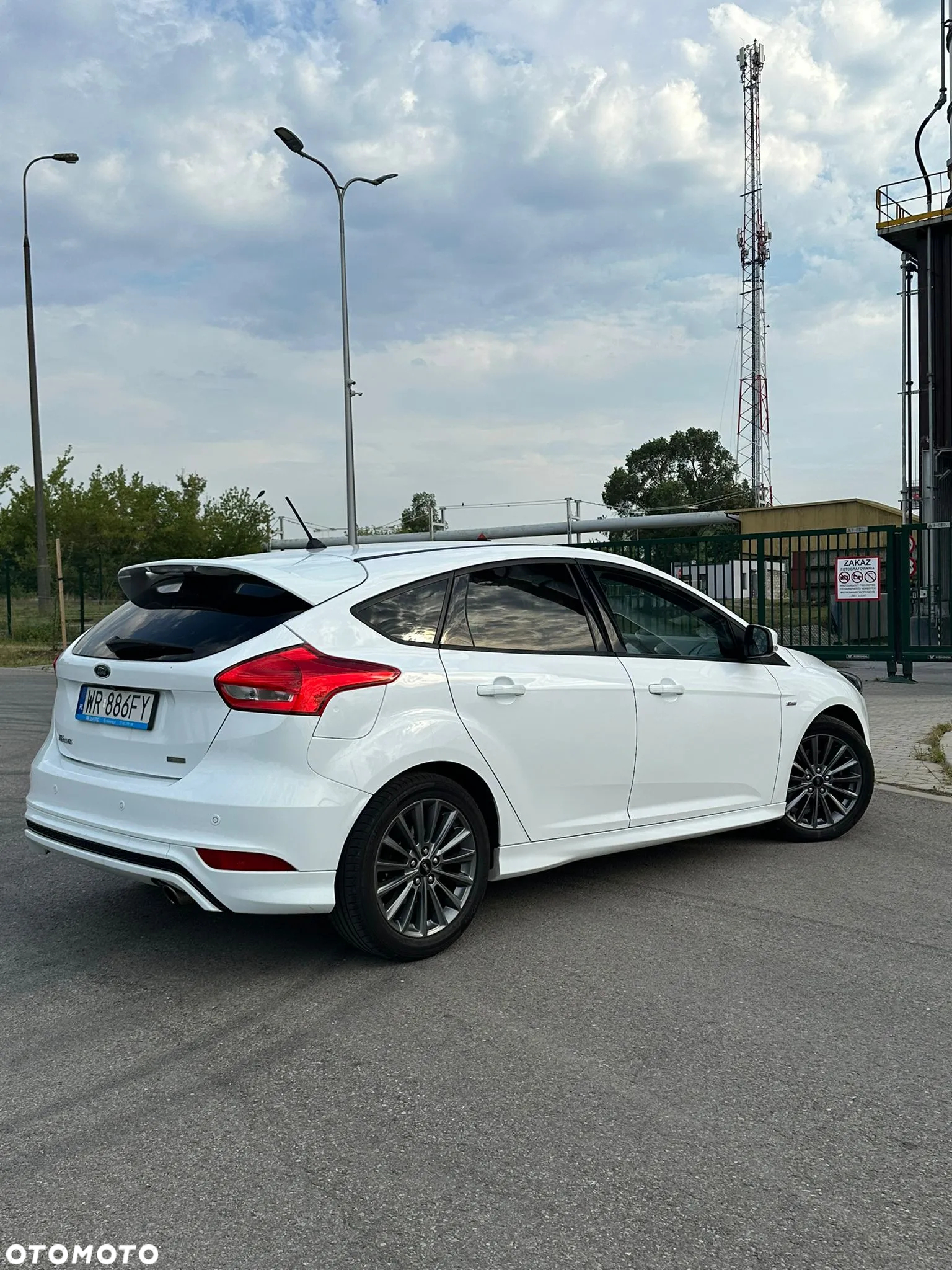 Ford Focus 1.5 EcoBoost Gold X ASS - 4