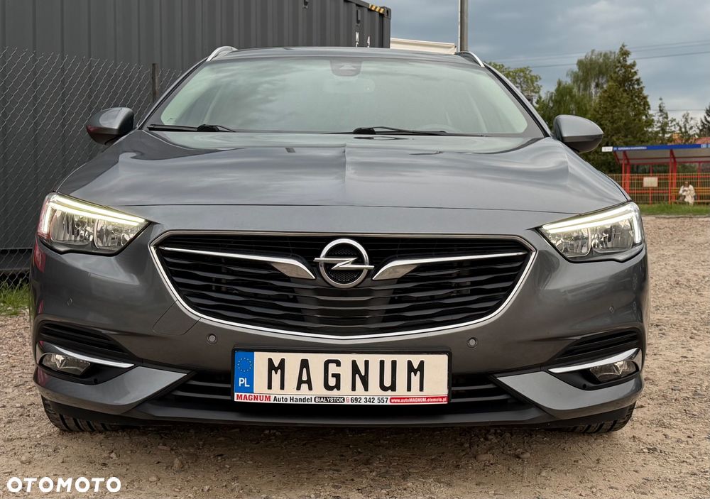 Opel Insignia - 30