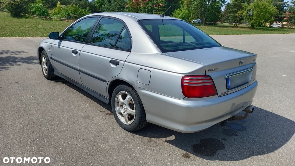 Honda Accord 1.8i S - 4