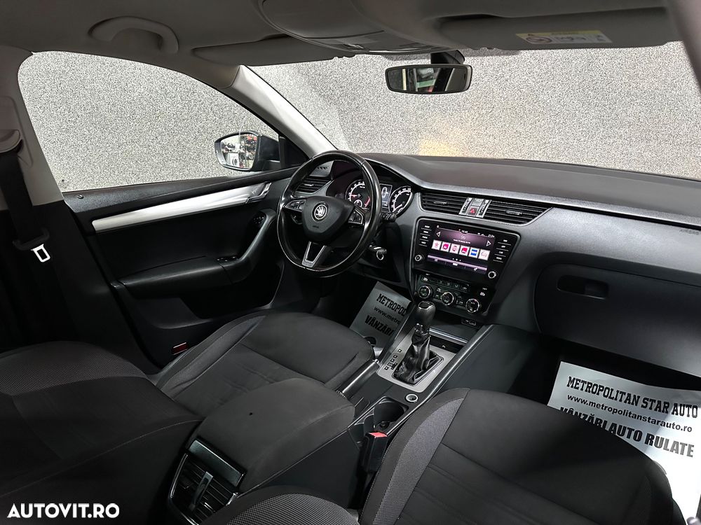 Skoda Octavia 2.0 TDI DSG Style - 7