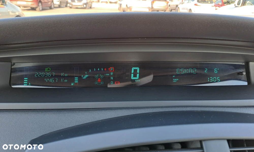 Renault Grand Scenic - 11