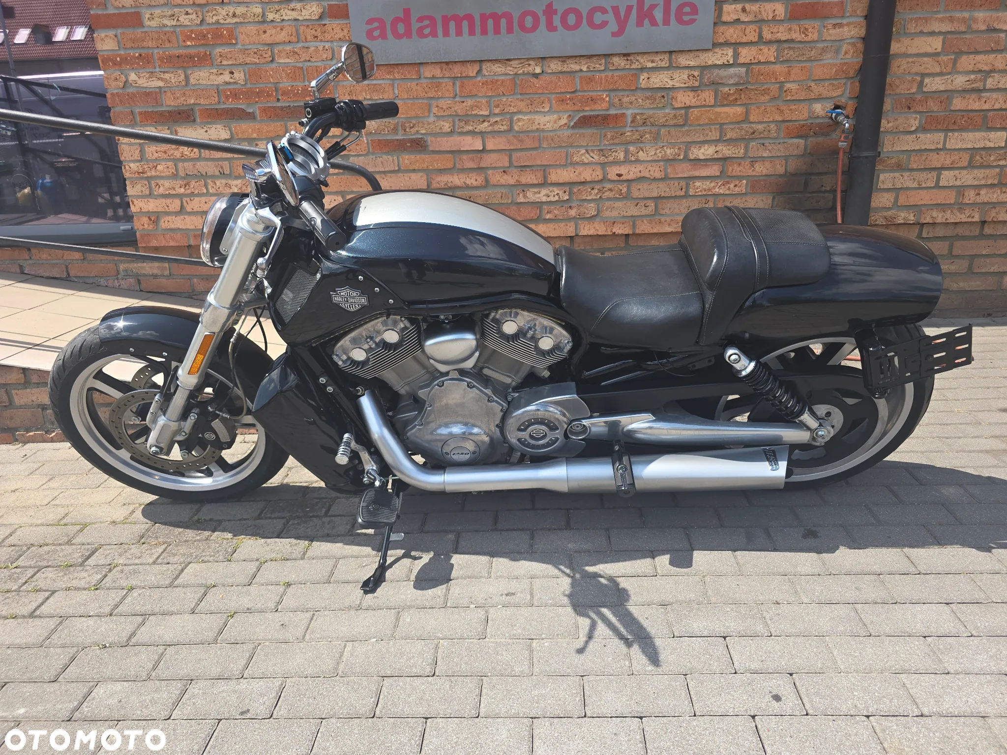 Harley-Davidson V-Rod Muscle - 11