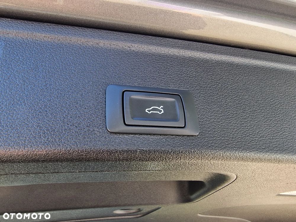 Audi A4 Avant 30 TDI mHEV S tronic - 17