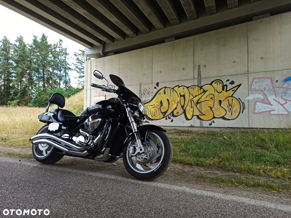 Suzuki Boulevard - 9