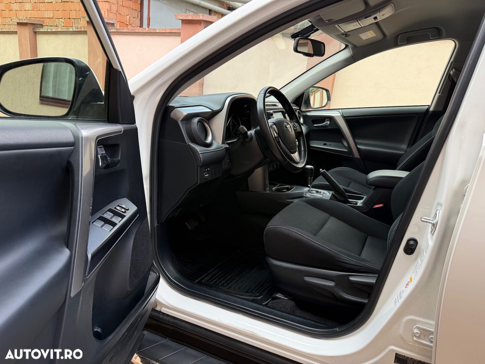 Toyota RAV4 - 15