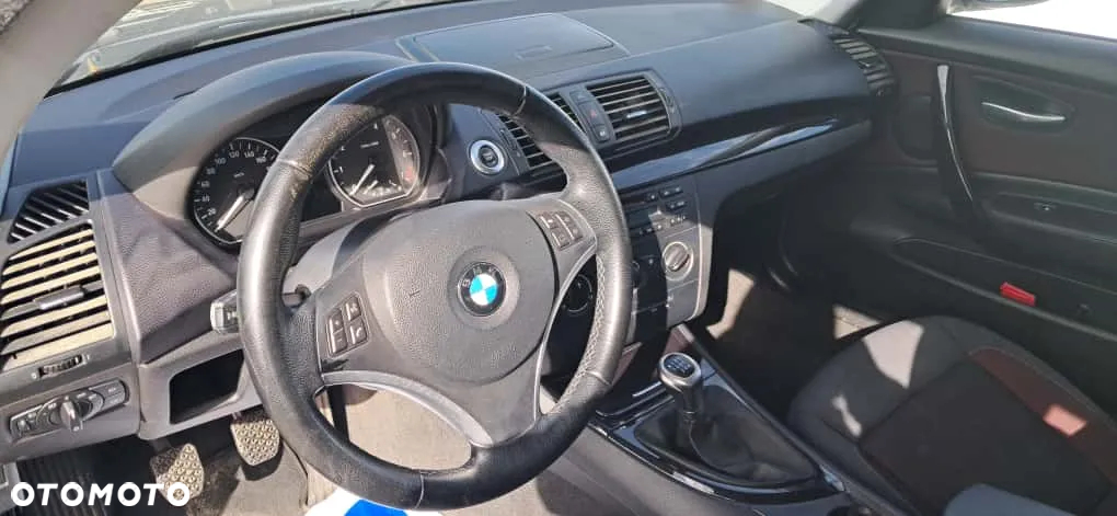 BMW Seria 1 116i - 12