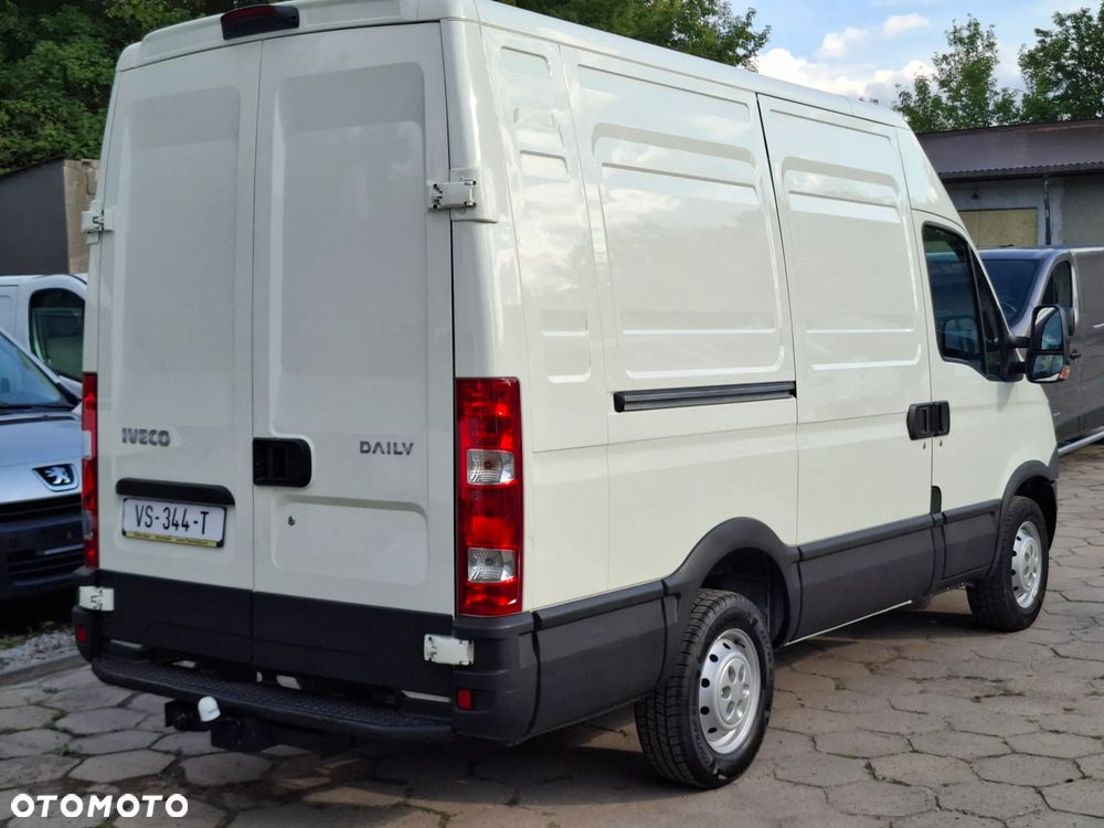 Iveco Daily 35S13 L2H2 ŚREDNIAK Klima HAK 3500KG - 8