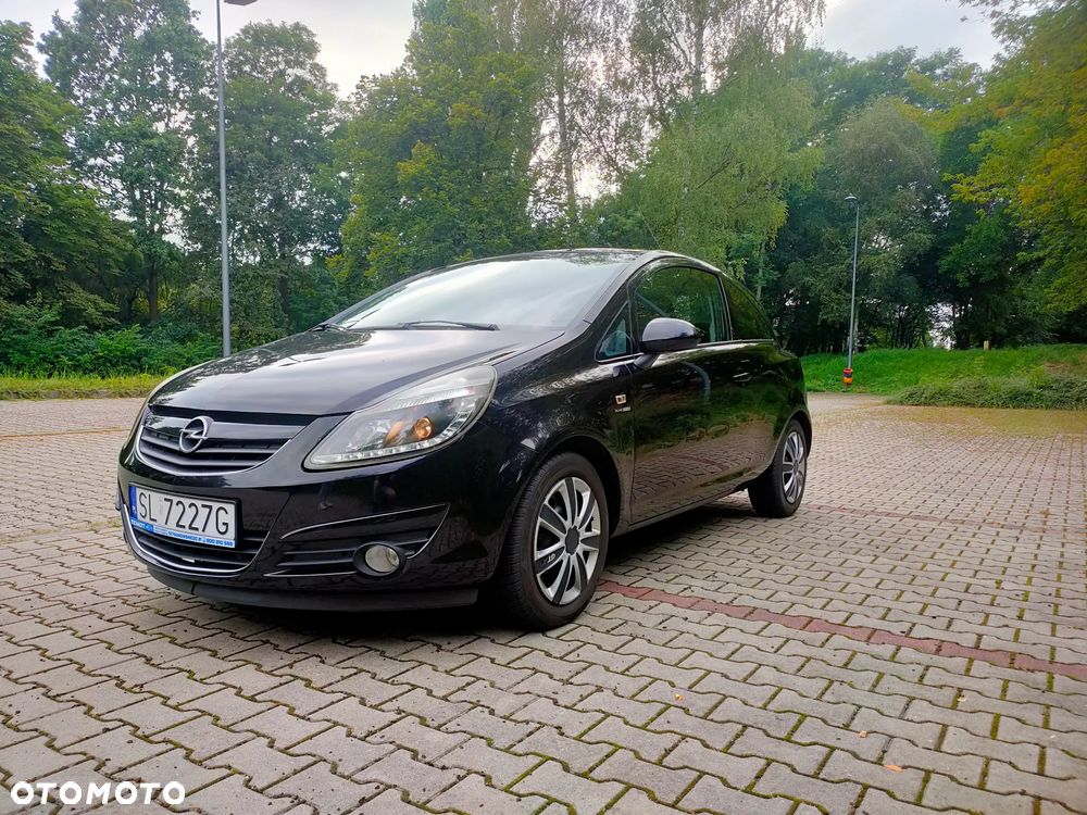 Opel Corsa - 1