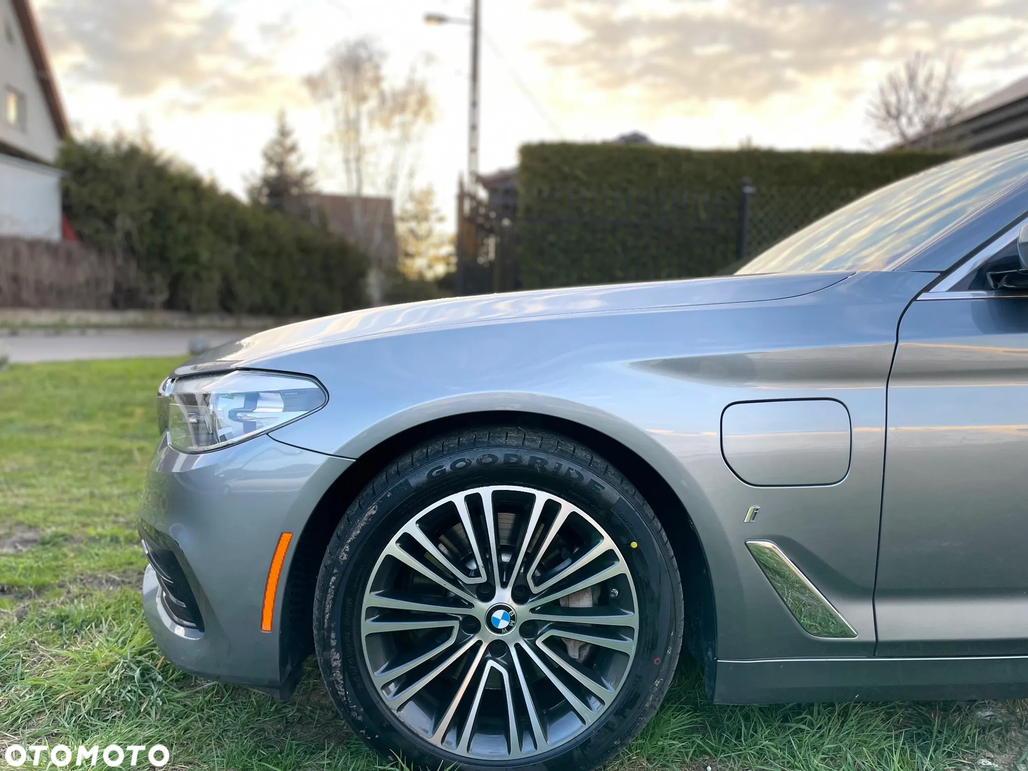 BMW Seria 5 530e iPerformance - 5