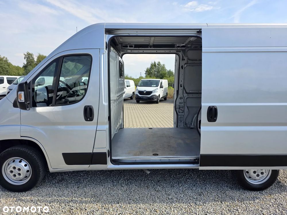 Peugeot BOXER 2,0 HDI 130 KONNY ŚREDNIAK WYSOKI L2H2 KLIMA WEBASTO 2 X BOCZNE DRZWI GWARANCJA LEDY - 28