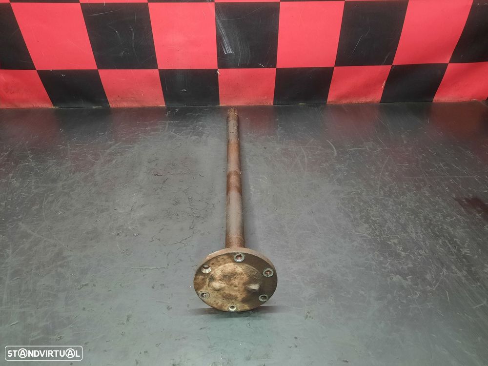 Semi-Eixo Traseiro Esquerdo Isuzu Elf Caixa (Nkr8_) - 1