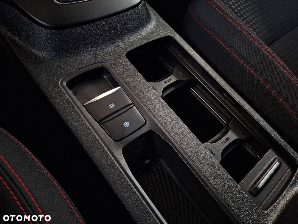 Ford Kuga 1.5 EcoBoost FWD ST-Line - 39