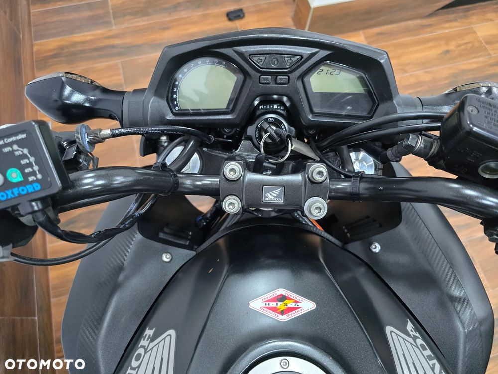 Honda CB - 17