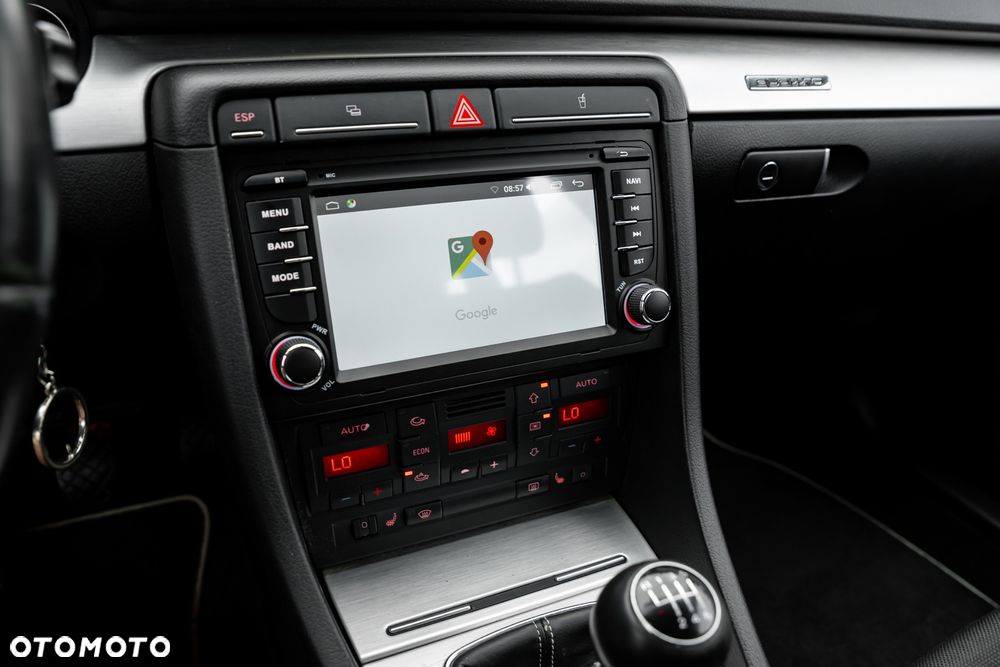 Audi A4 Avant 2.0T FSI Quattro - 34