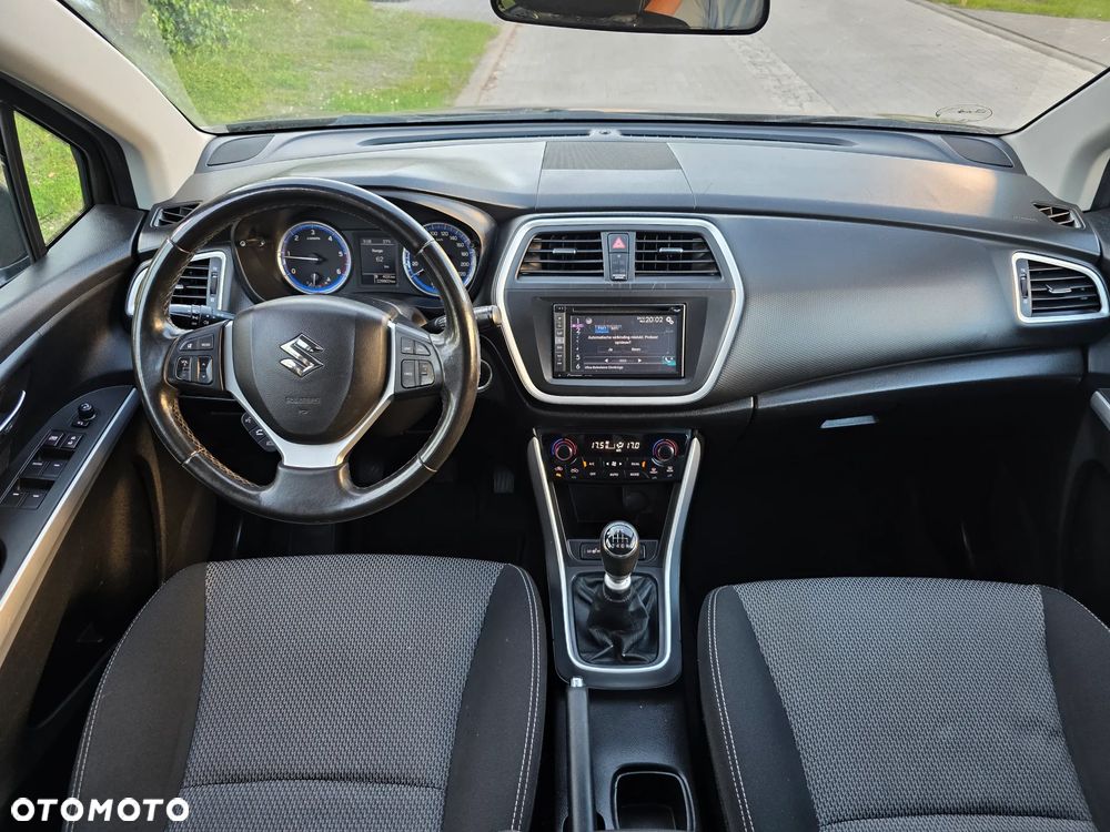 Suzuki SX4 S-Cross 1.6 DDiS 4x2 Comfort+ - 37