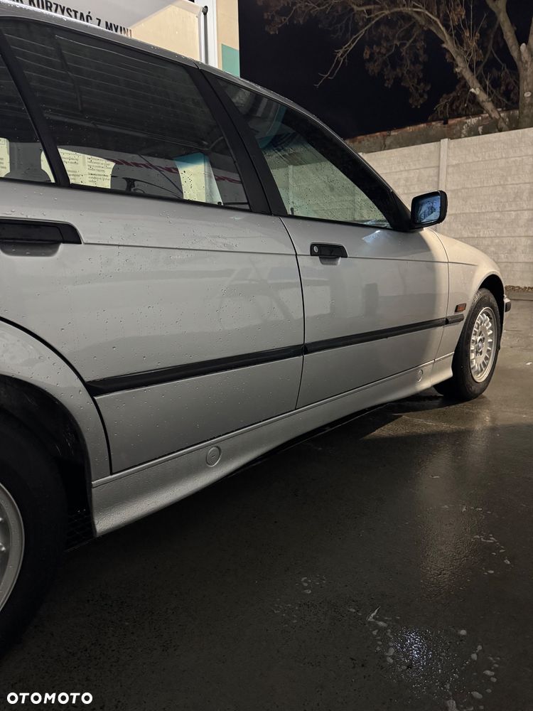 BMW Seria 3 - 23
