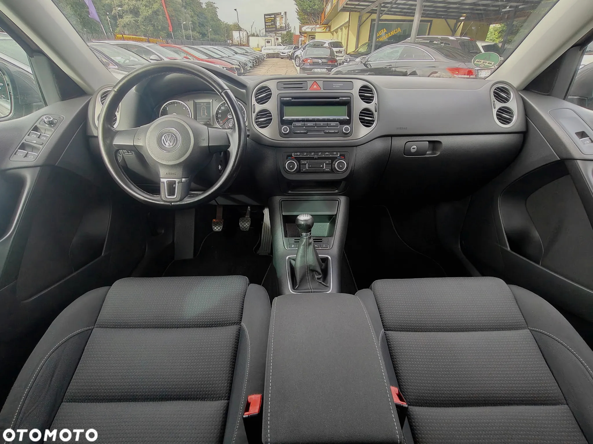 Volkswagen Tiguan 2.0 TDI BlueMot Trend&Fun - 25