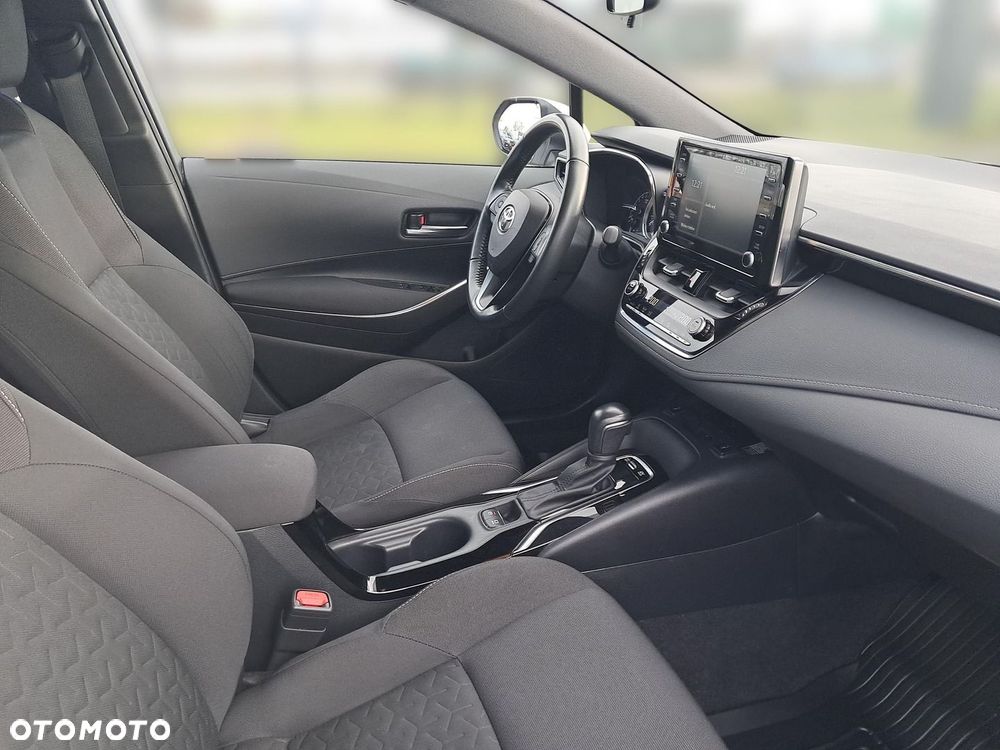 Toyota Corolla 1.8 Hybrid Comfort - 10