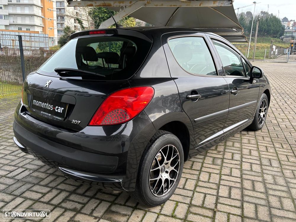 Peugeot 207 1.4 16V Sport - 2