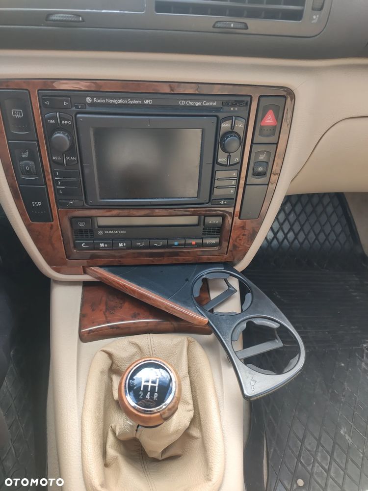 Volkswagen Passat 1.8T - 9