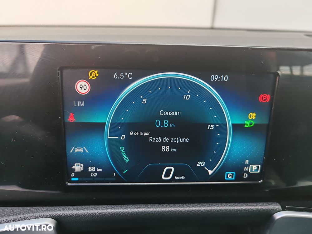 Mercedes-Benz GLB 250 4MATIC Aut. - 13