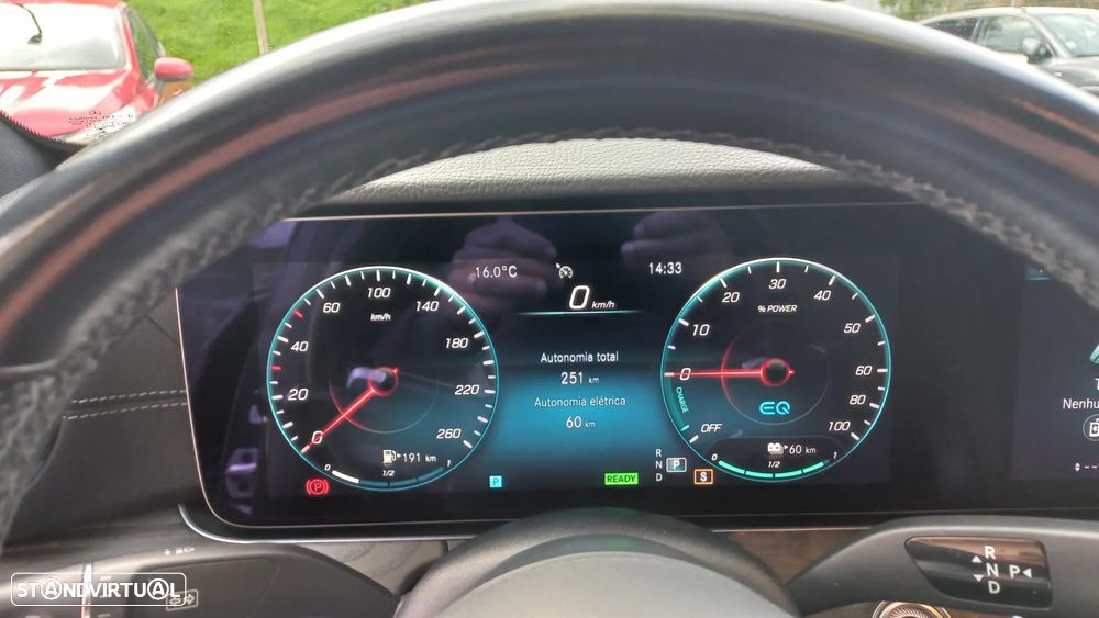 Mercedes-Benz E 300 de AMG Line - 9