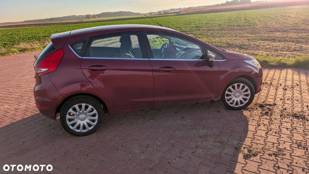 Ford Fiesta - 9