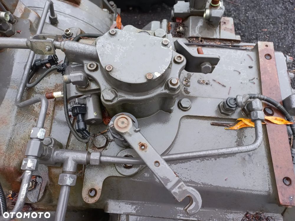 Most Claas AXION ,zwolnica,obudowa,atak,podnośnik,plecak,rozdzielacz,3794652H4,3794684HO1,240212 FOCAST2,6005029451,6005029419,810,820,830,940,910,R917005640,0262B04,130412,328B4.3790001M1,0261B04,ARES,826,816,836,REXROTH,BOSCH. - 7