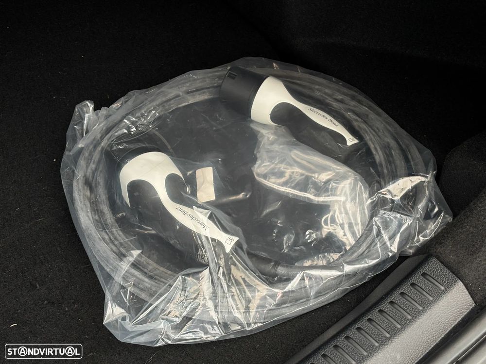 Mercedes-Benz A 250 Limousine - 29