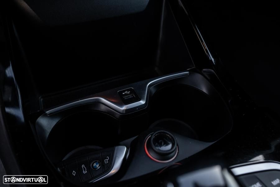 BMW 218 Gran Coupé i Pack Desportivo M - 17