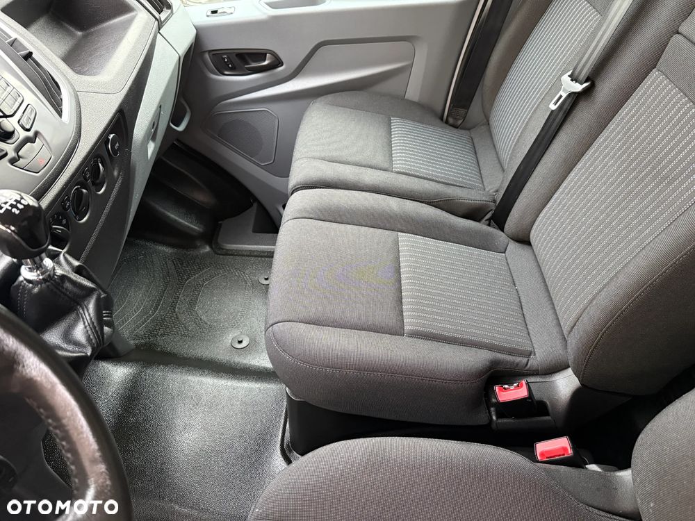 Ford Transit 2,2 L2H3 - 24