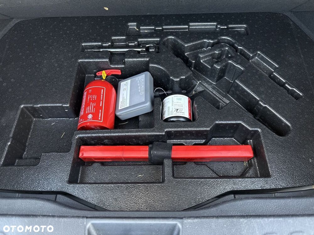 Toyota C-HR 1.8 Hybrid Dynamic - 25