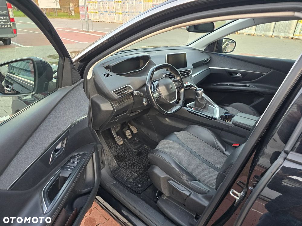 Peugeot 3008 1.6 BlueHDi Allure S&S - 13