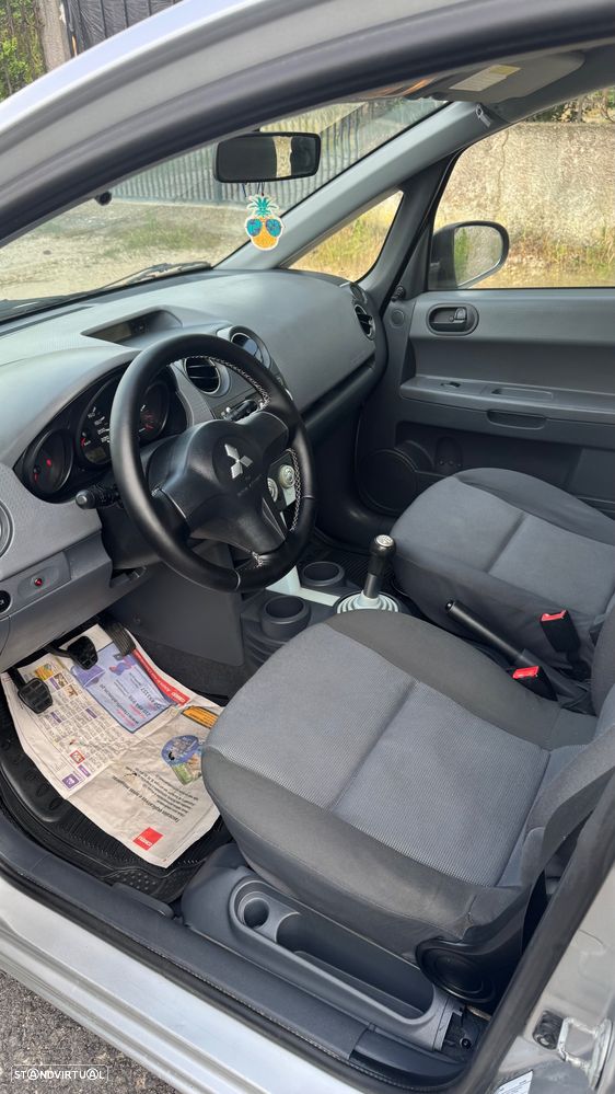 Mitsubishi Colt 1.1 Base - 6