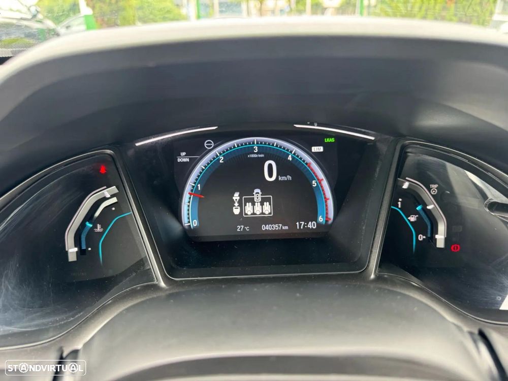 Honda Civic 1.6 i-DTEC Elegance Navi - 38