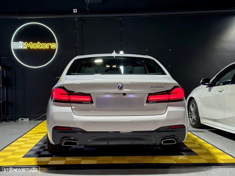 BMW 530 e Pack M - 8
