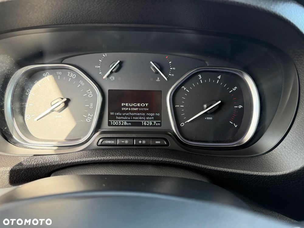 Peugeot Expert 2020 photo 5