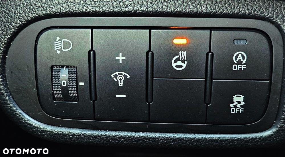 Kia Carens 1.7 CRDi Vision - 14