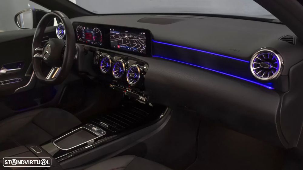 Mercedes-Benz A 200 AMG Line Aut. - 13