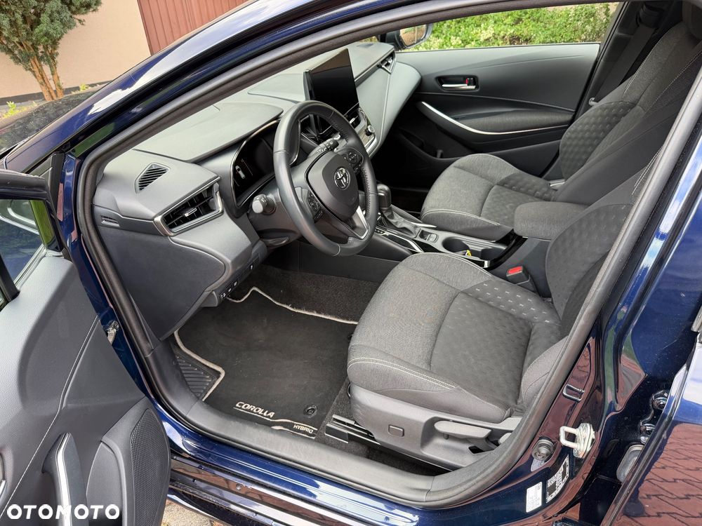 Toyota Corolla - 19