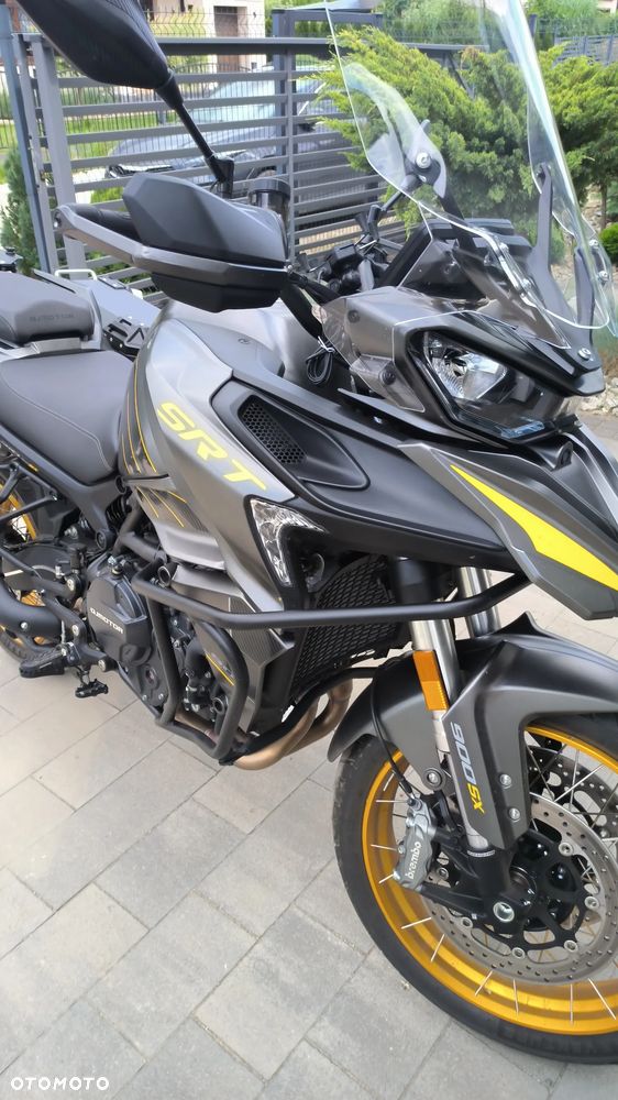 QJMOTOR SRT900SX - 9