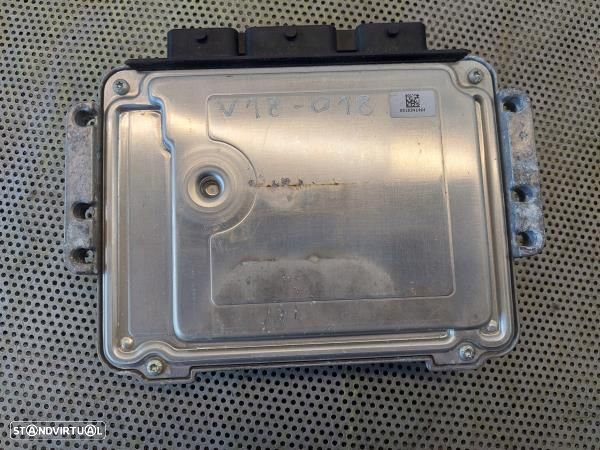 Centralina / Modulo Motor Peugeot 5008 (0U_, 0E_) - 4