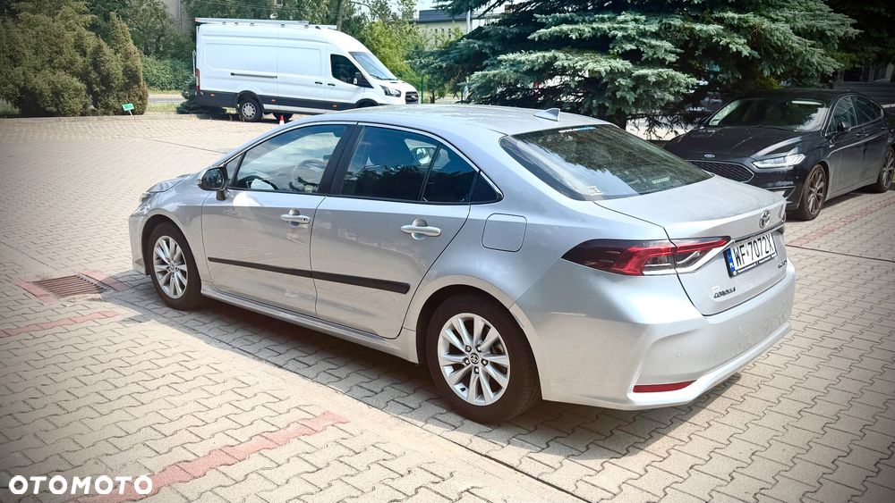 Toyota Corolla - 4