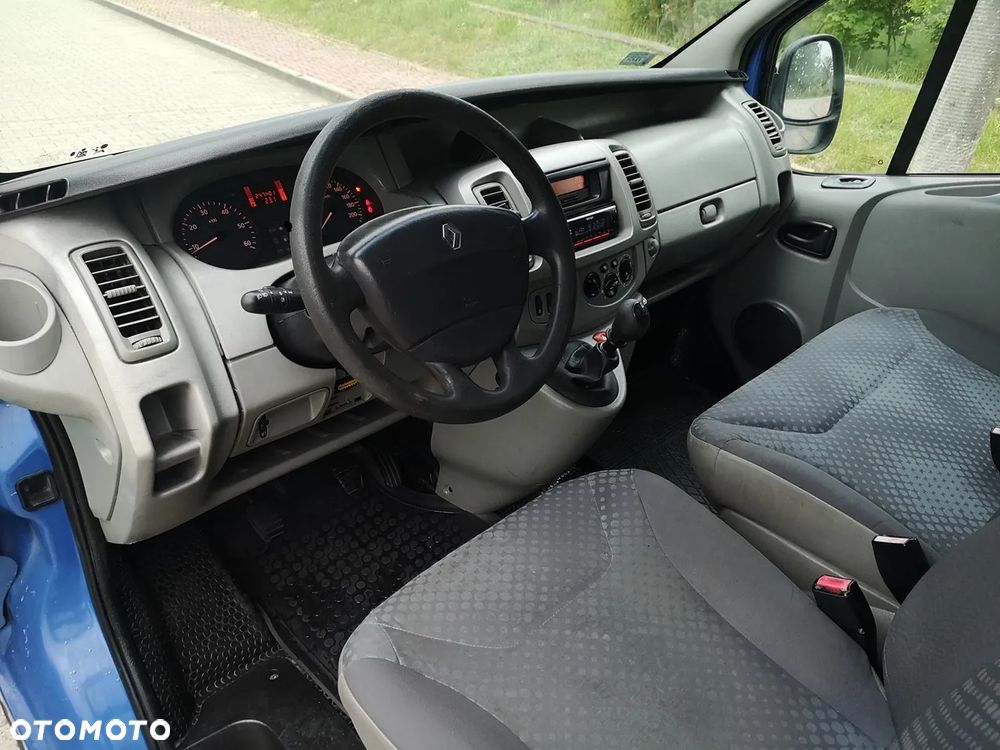 Renault Trafic - 6