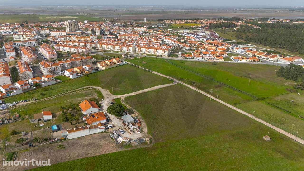 Terreno com 2 hectares para construção em Samora Correia - Grande imagem: 4/17