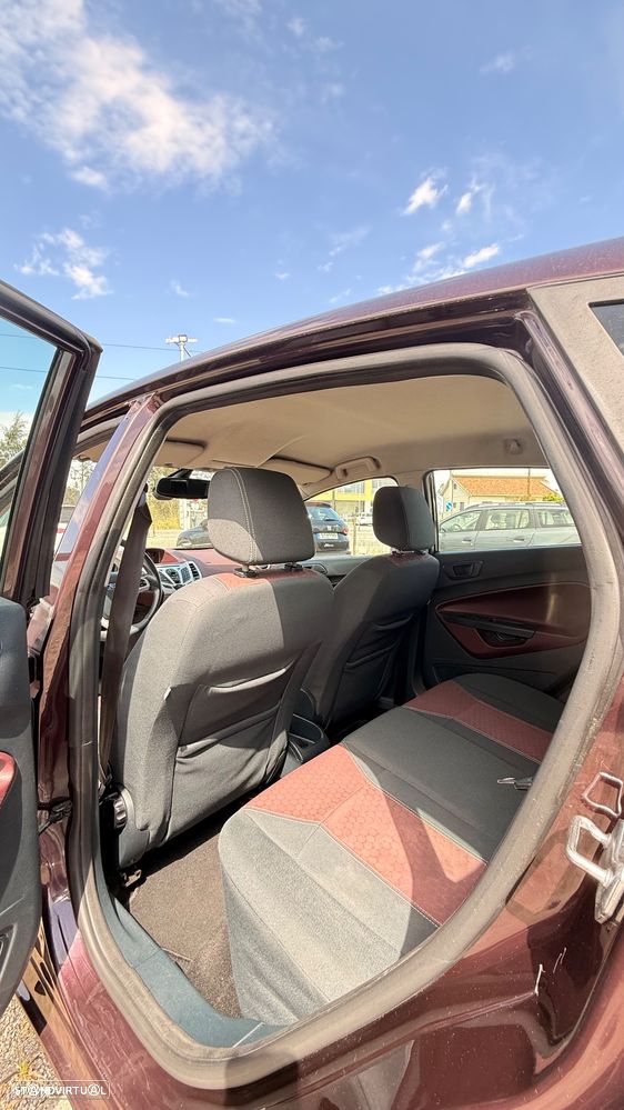 Ford Fiesta 1.4 TDCI Titanium - 19