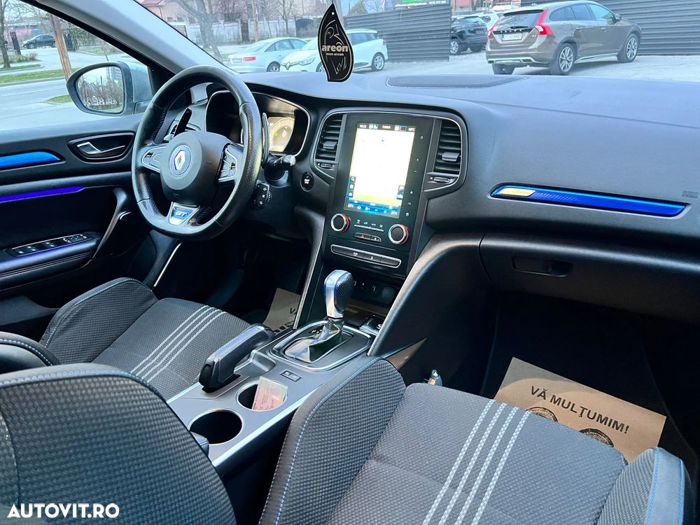 Renault Megane ENERGY TCe 205 EDC GT - 20