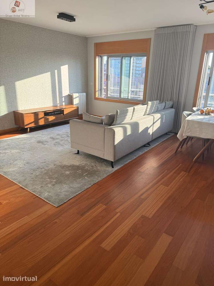 Apartamento T3 duplex V. N. Gaia - Grande imagem: 2/13